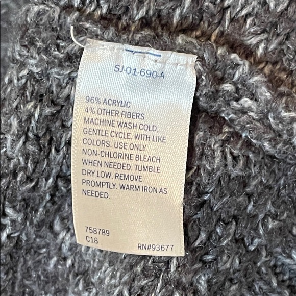 St. John's Bay Women’s Gray Knit Heathered Cardigan EUC size Medium - Picture 3 of 9